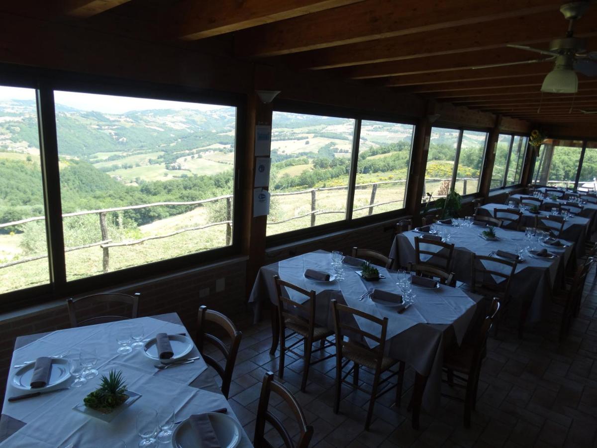 Agriturismo La Terrazza Valfabbrica Ngoại thất bức ảnh