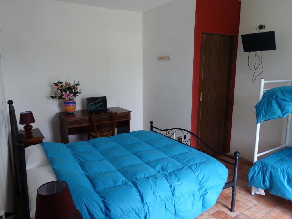 Agriturismo La Terrazza Valfabbrica Ngoại thất bức ảnh