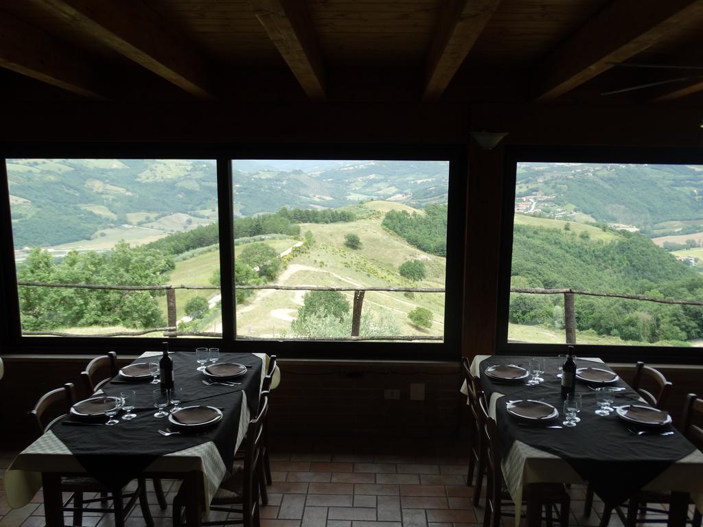 Agriturismo La Terrazza Valfabbrica Ngoại thất bức ảnh